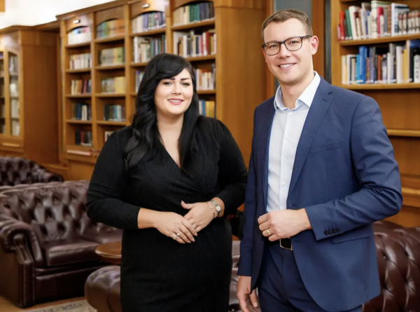 RADO Reality a fialek ProTeam reagujú partnerstvom
